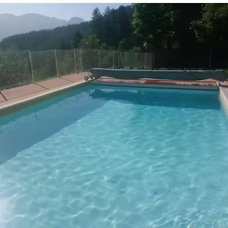 4 Pers. Piscine Et Literie Toute Neuve. Apartment