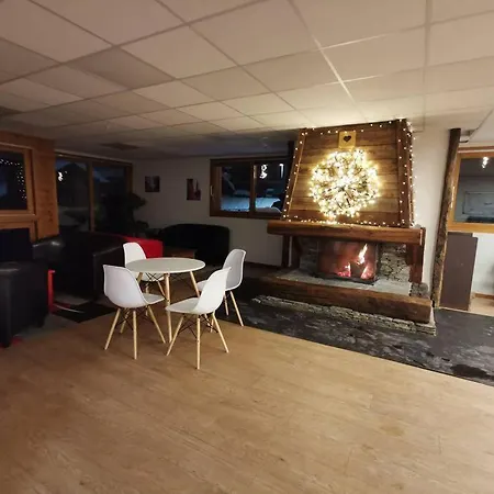 4 Pers. Piscine Et Literie Toute Neuve. Apartment *